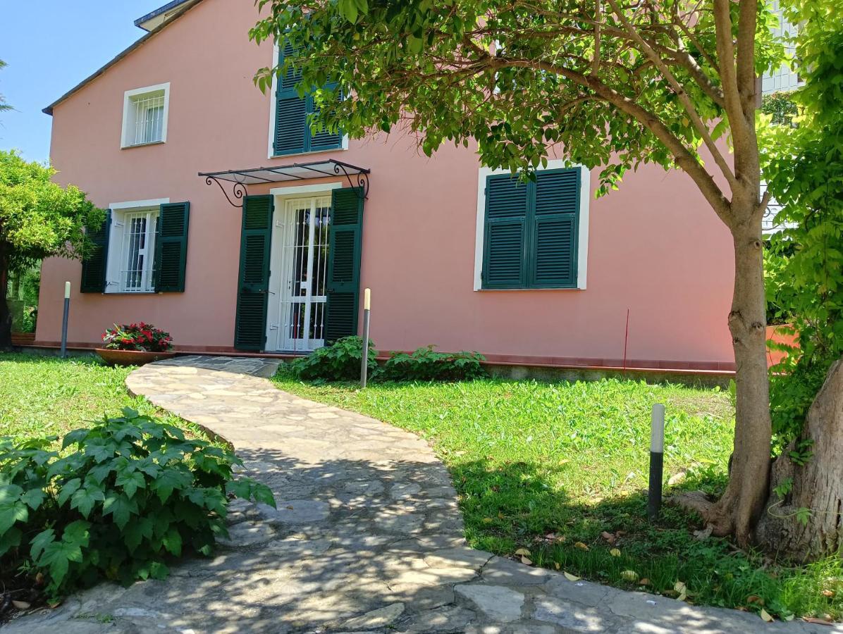 Villetta Con Giardino A Due Passi Dal Mare 임페리아 외부 사진