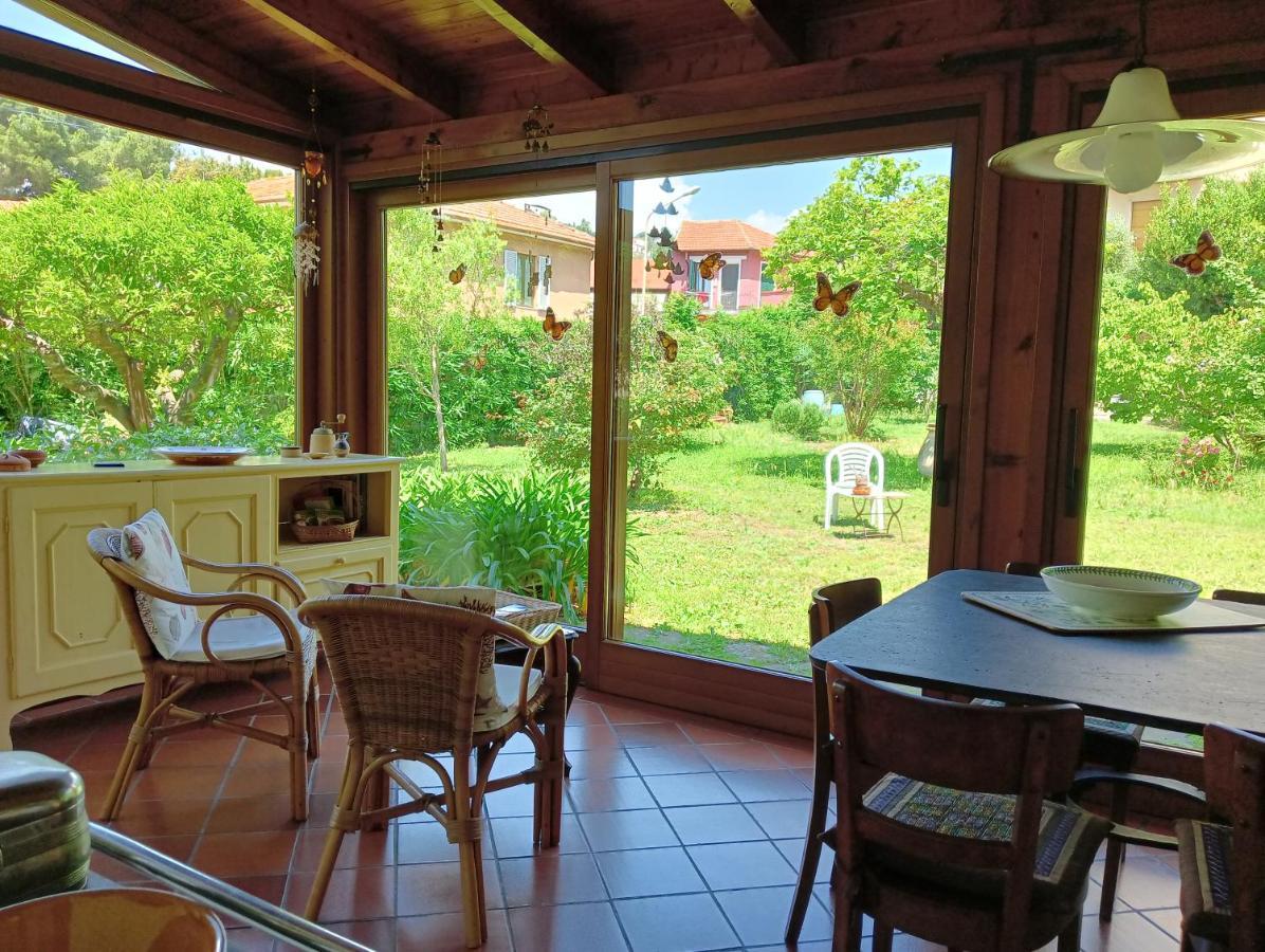 Villetta Con Giardino A Due Passi Dal Mare 임페리아 외부 사진
