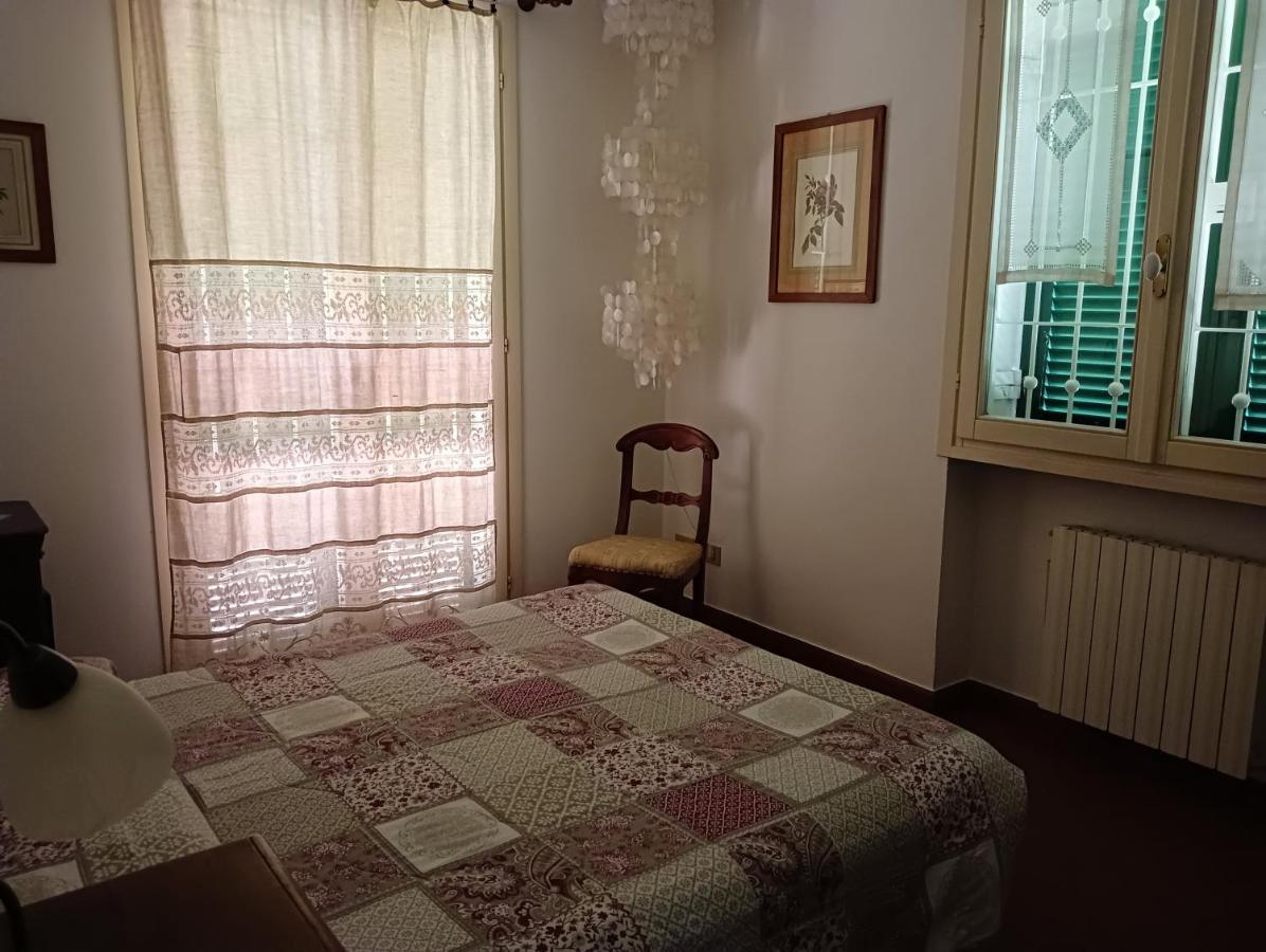 Villetta Con Giardino A Due Passi Dal Mare 임페리아 외부 사진